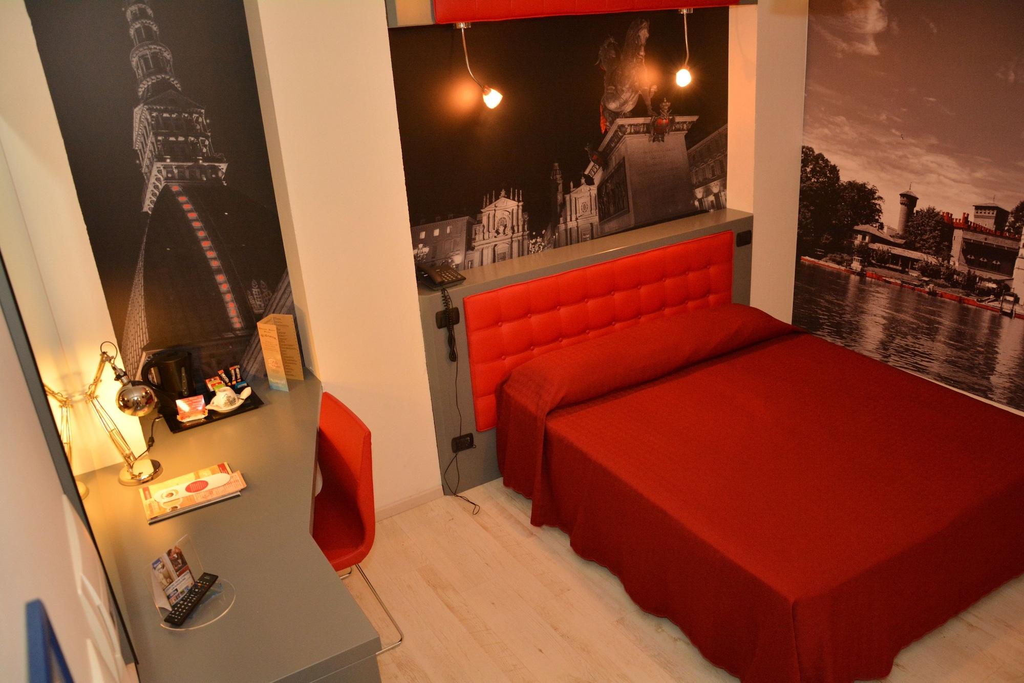Hotel Villa Glicini Pinerolo Esterno foto