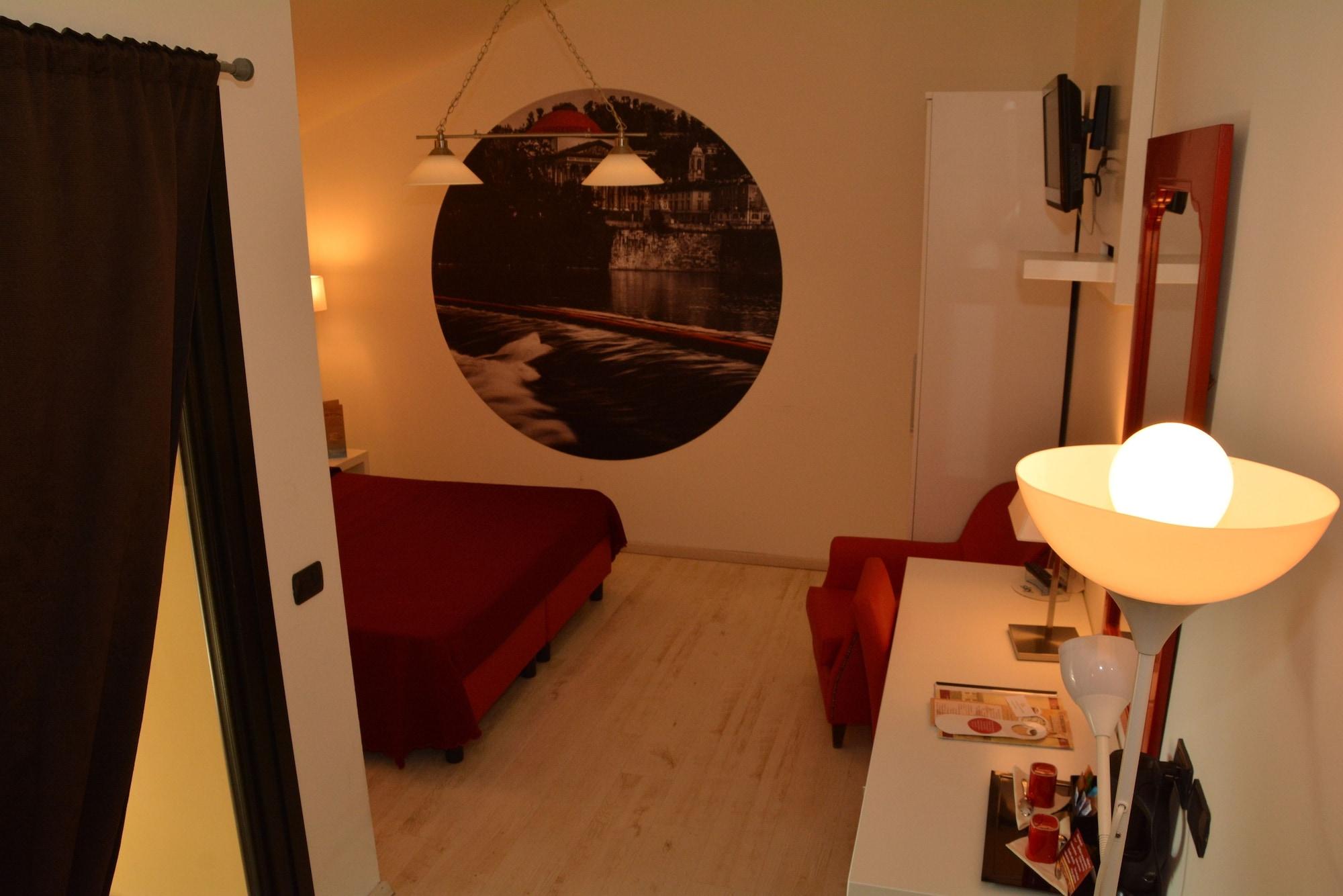 Hotel Villa Glicini Pinerolo Esterno foto