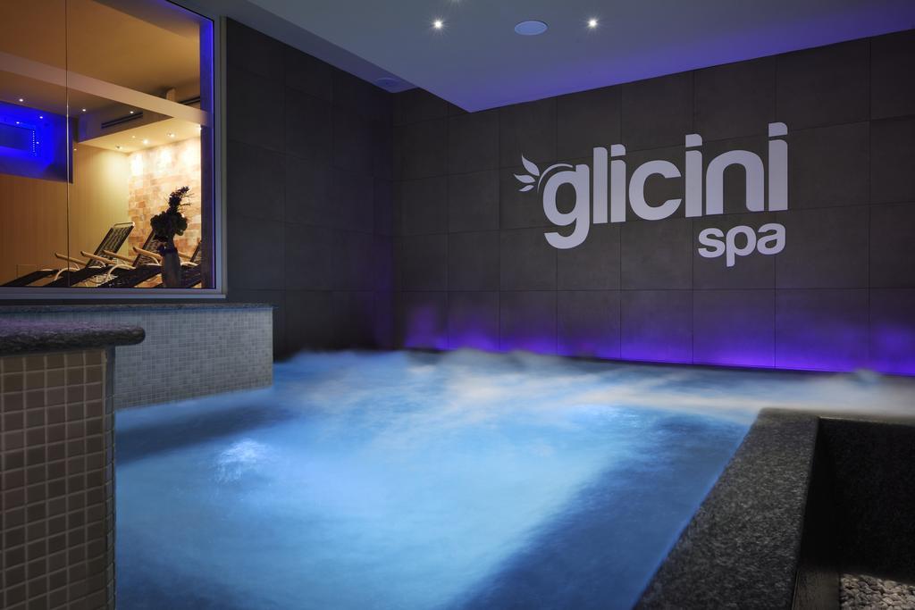 Hotel Villa Glicini Pinerolo Esterno foto